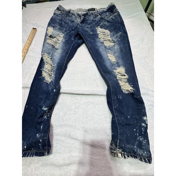 Thrill Apparel Distressed Jeans Size 20 Women Stretch EMBROIDERED - Picture 2 of 13
